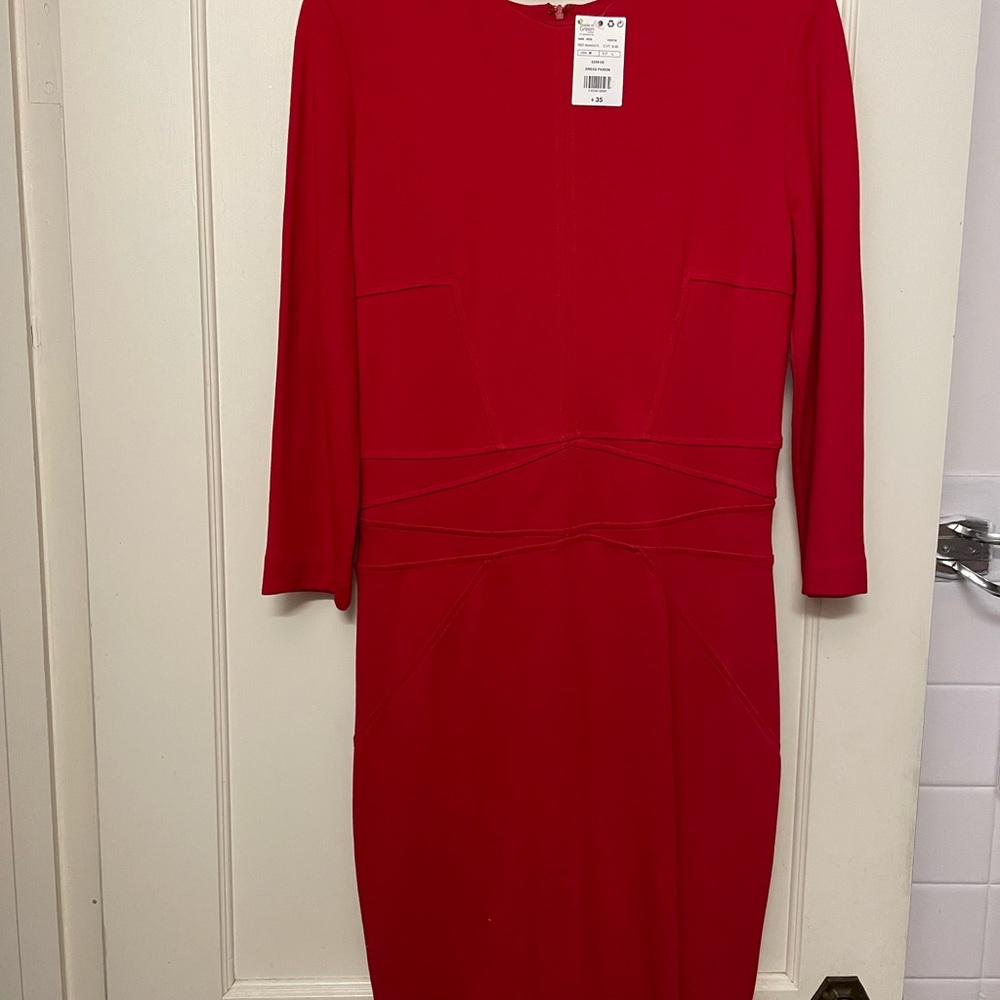 MNG dress. With 3/4 sleeves.